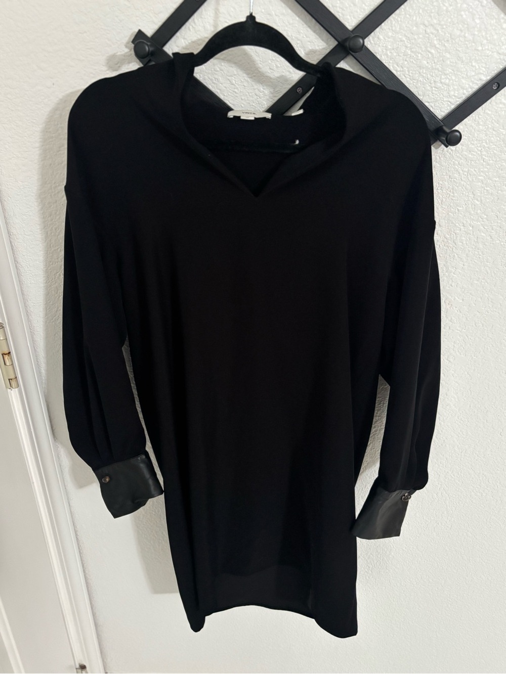 Vince Black Long Sleeve Shift Dress Faux Leather Cuff Minimalist Chic S - Picture 2 of 5